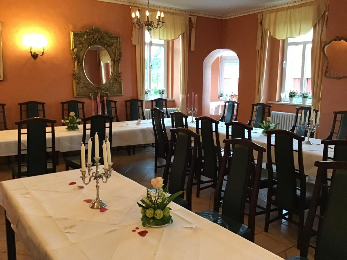 Gutshaus Darsikow Hotel Kültér fotó
